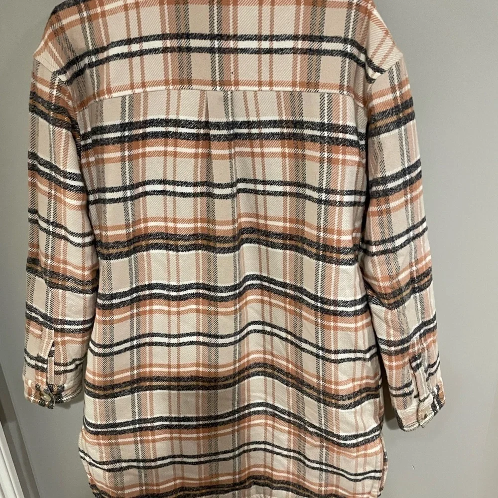 Universal Thread plaid coat, size small - Picture 4 of 6